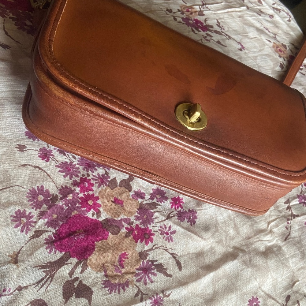 Vintage Coach Pocket purse - Picture 6 of 14